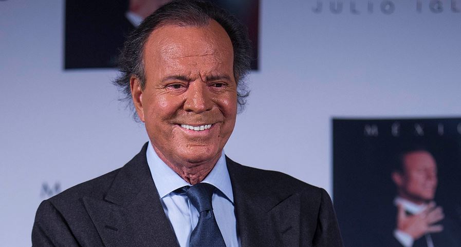 Julio Iglesias Net Worth